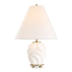 Bora Table Lamp